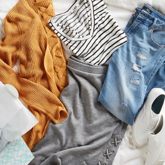 Meet your Posher, Jodie - Picture 1 of 1